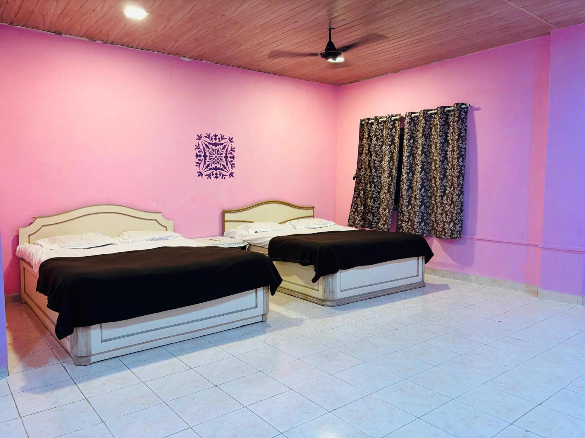 Stay On The Way Resort Mandwa Alībāg Phòng bức ảnh